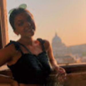 Meet your Posher, Veda